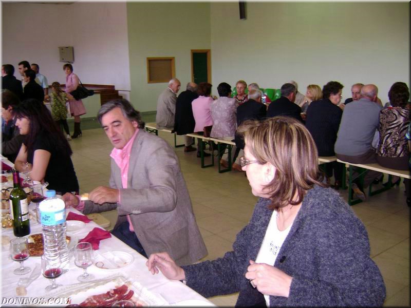 comida_mayores_con_autoridades_sanmarcos2009_seve_127.JPG